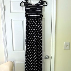 Just for 2 Long Maternity dress black and white stripes size S